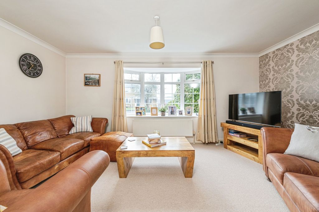 Property photo 2 of 15