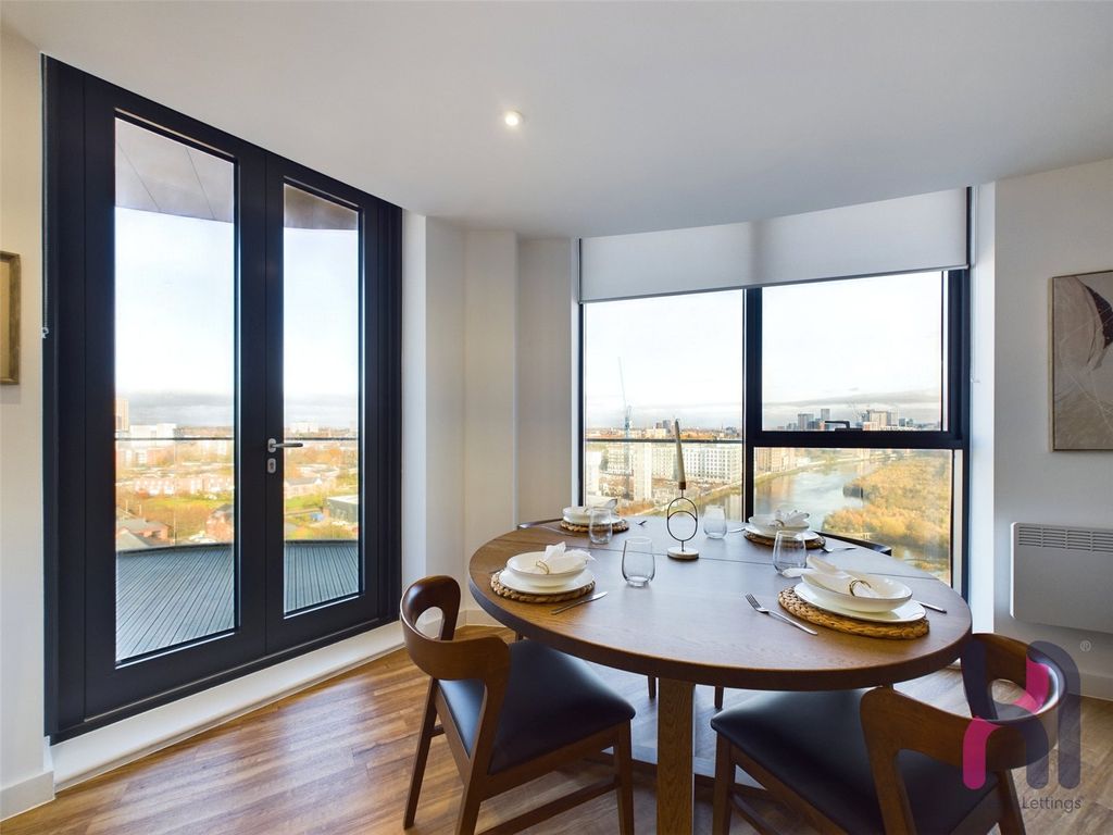 Property photo 2 of 25 Picture No. 04