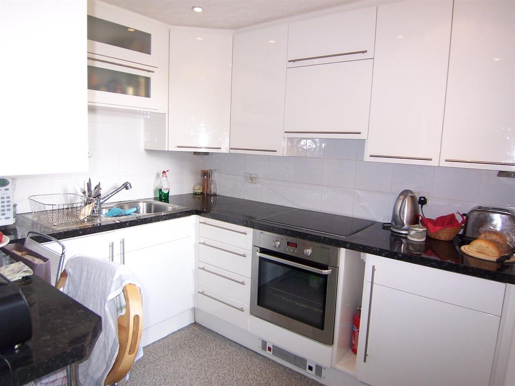 Property photo 2 of 4