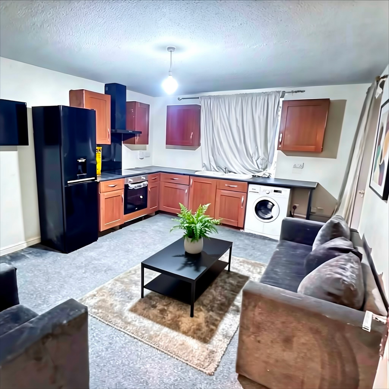 Property photo 1 of 3
