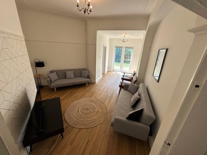 Property photo 3 of 21 Living Room