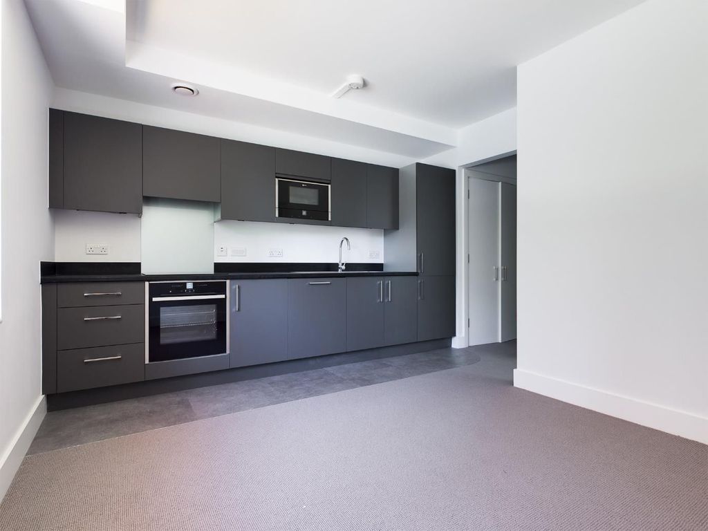 Property photo 1 of 1