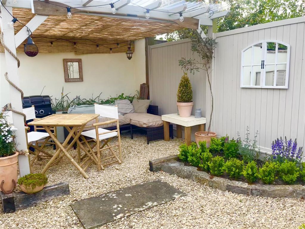 Property photo 3 of 28 Image00004.Jpeg