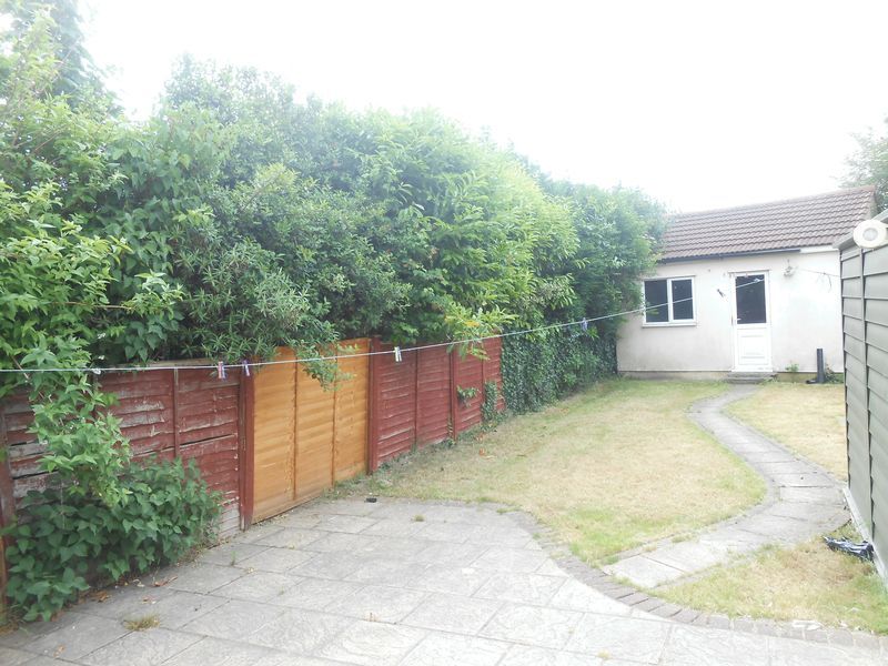 Property photo 2 of 10 Photo 1