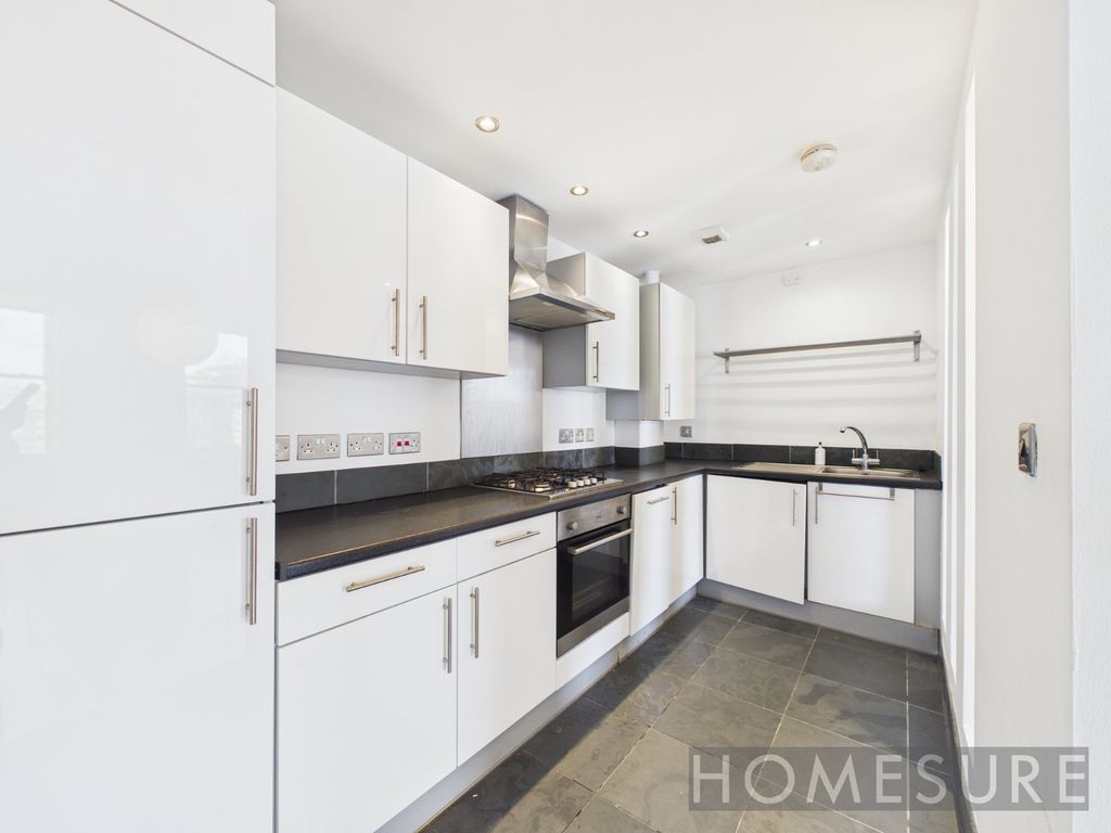 Property photo 3 of 20 Picture No. 15