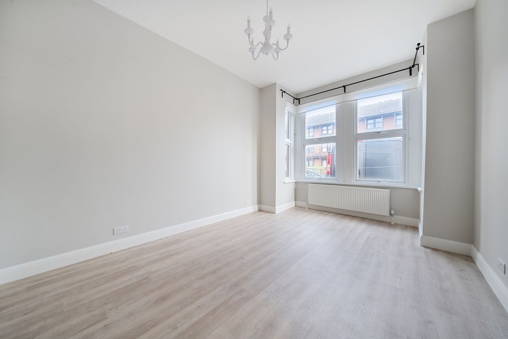 Property photo 3 of 20 1089642 (20)