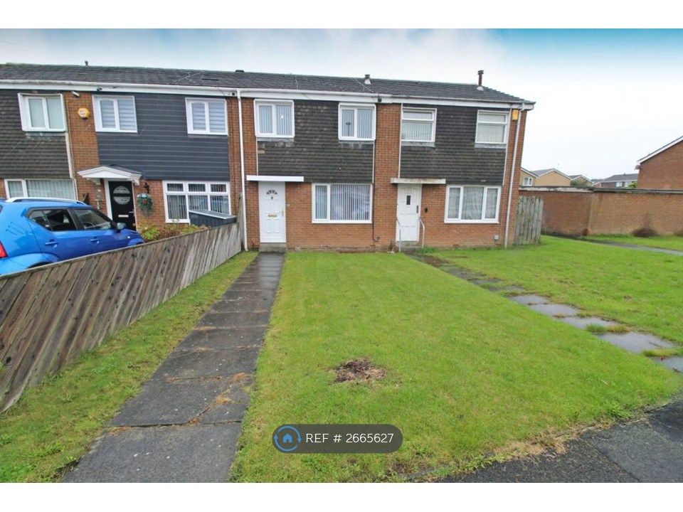 Property photo 1 of 12 Front Of House