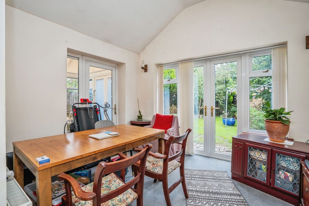 Property photo 3 of 16 Pbox-Img.Jpg