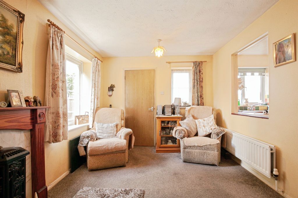 Property photo 3 of 15