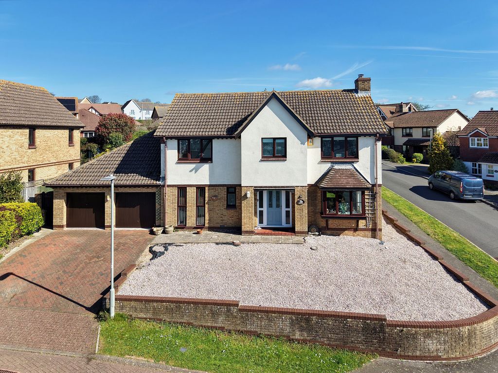 Property photo 1 of 25