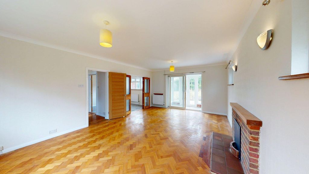 Property photo 3 of 22 76-Station-Road-06272025_114802.Jpg