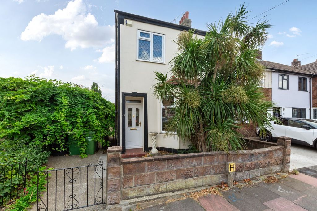 Property photo 1 of 15