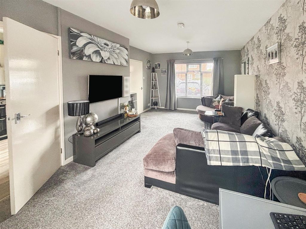 Property photo 1 of 12 Lounge Additional Photograph