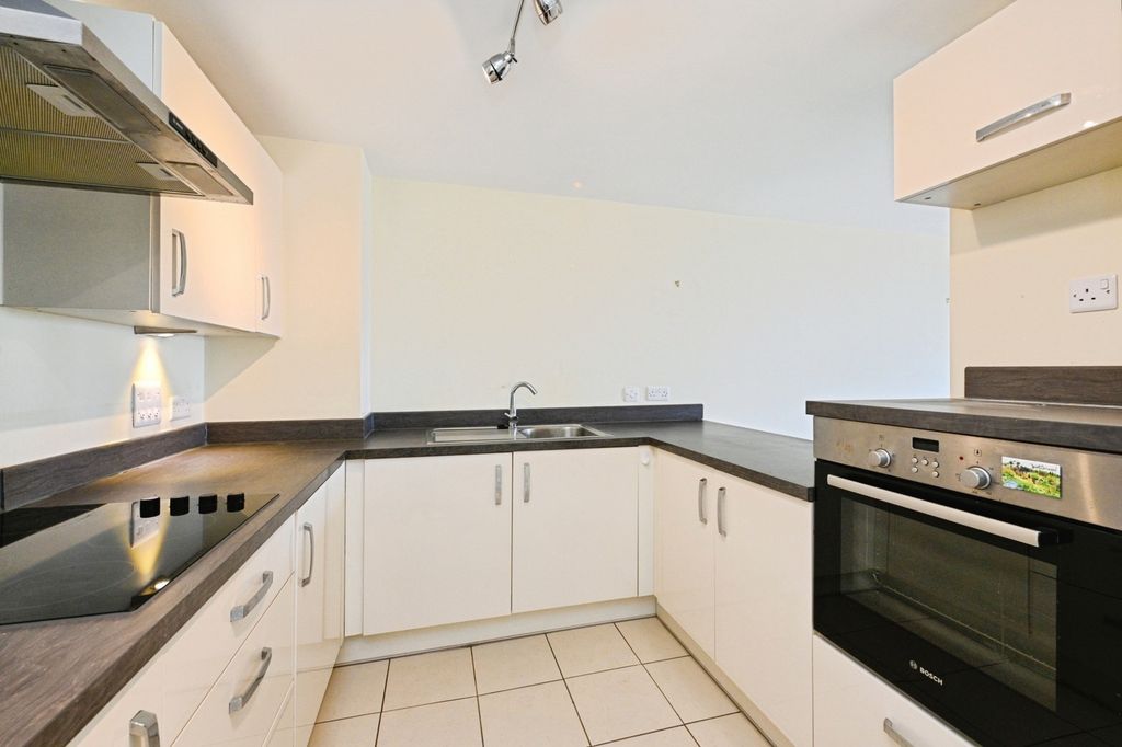 Property photo 2 of 21 Pbox-Img.Jpg