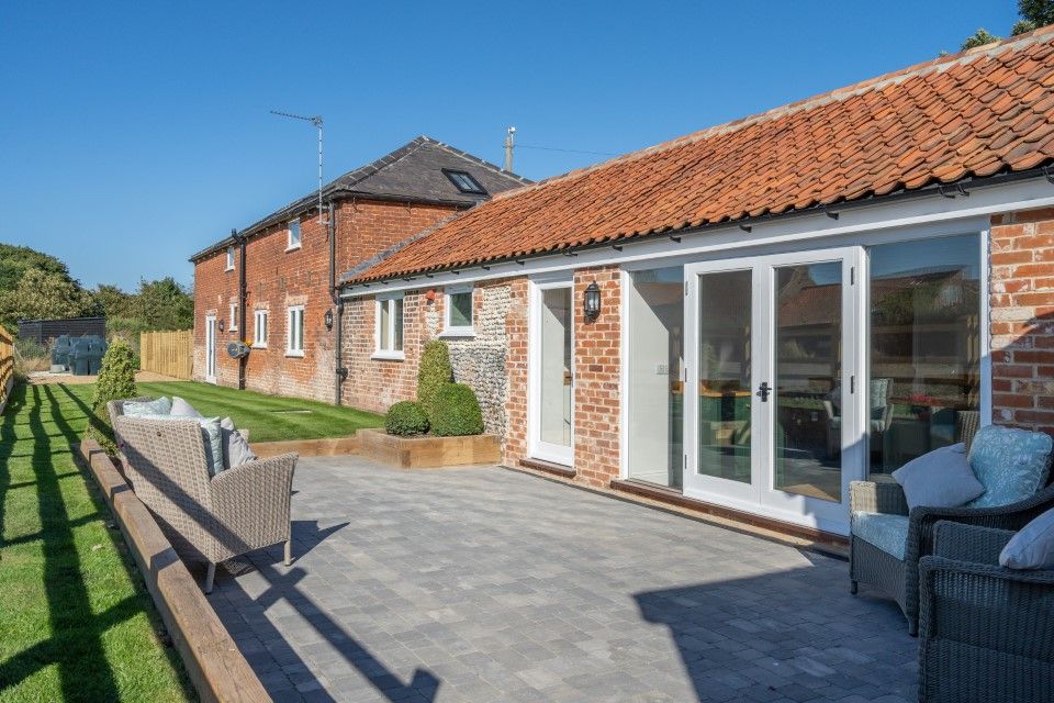 Property photo 1 of 26