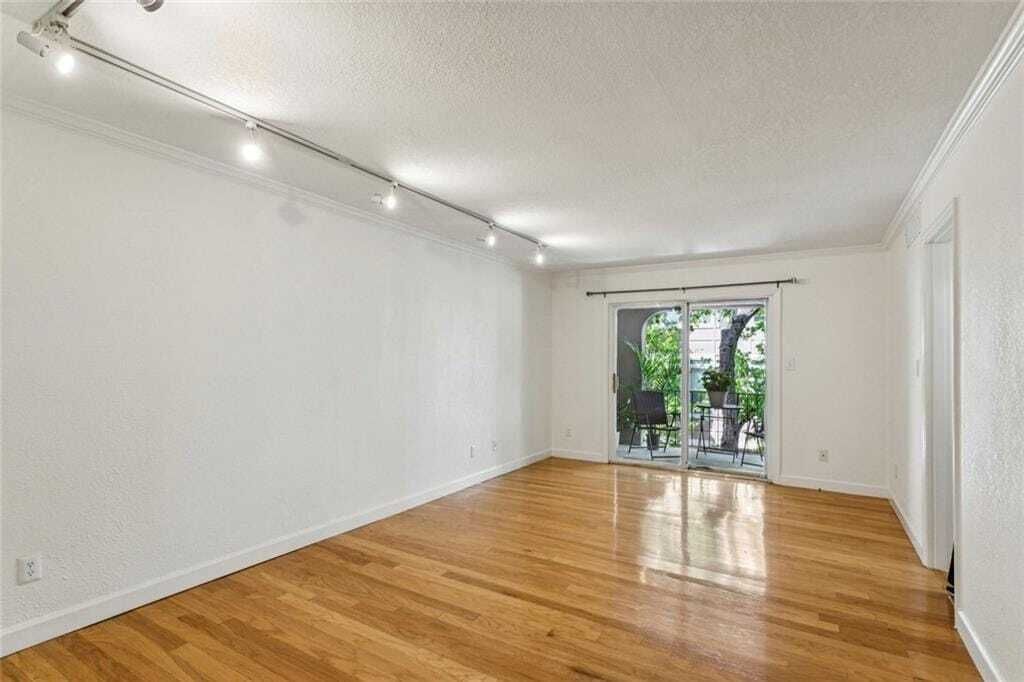 Property photo 3 of 31 <Alttext/>