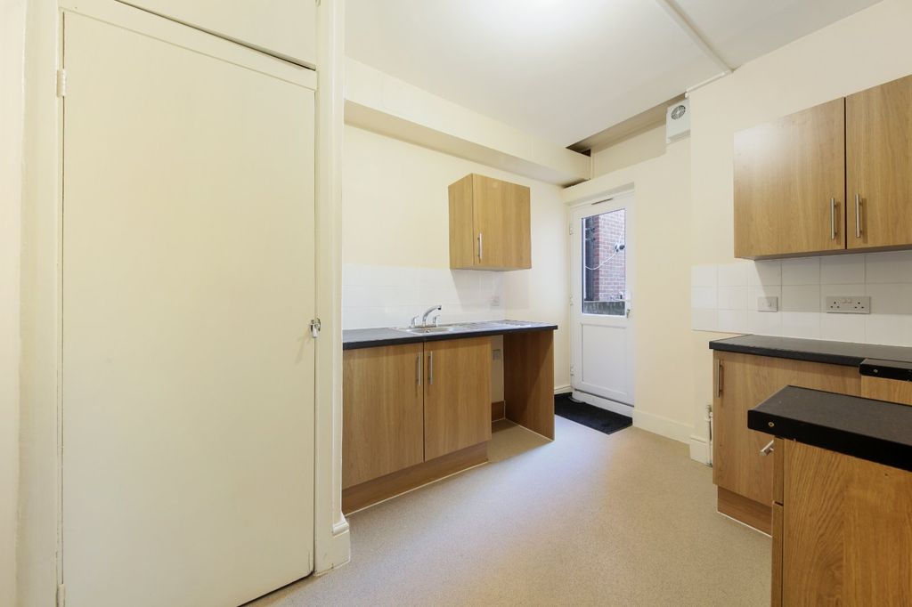 Property photo 3 of 10 Picture No. 09