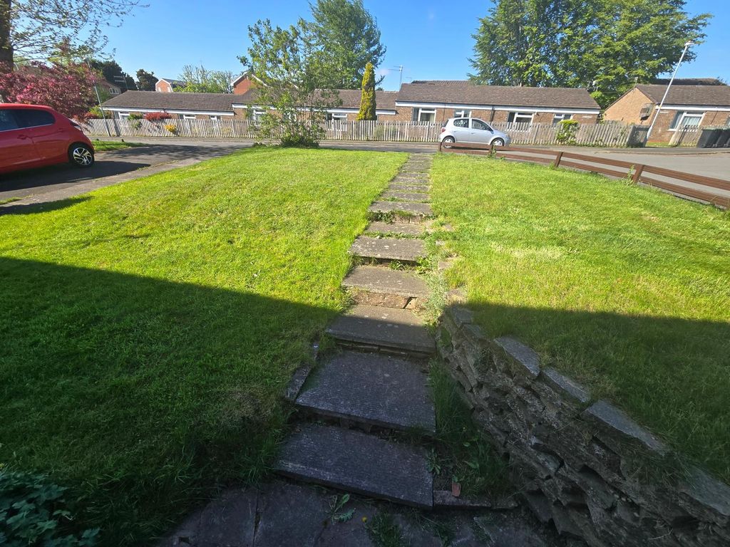 Property photo 2 of 10 Photo 1