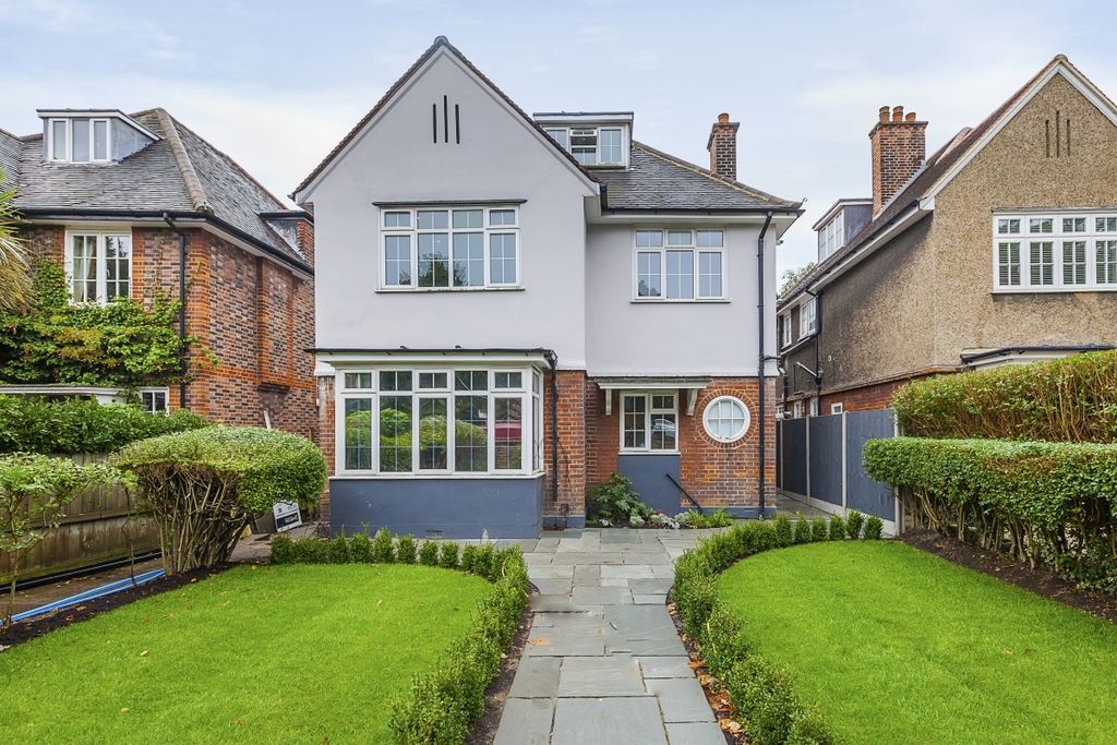 Property photo 1 of 13