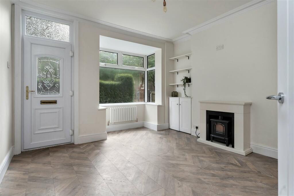 Property photo 2 of 26