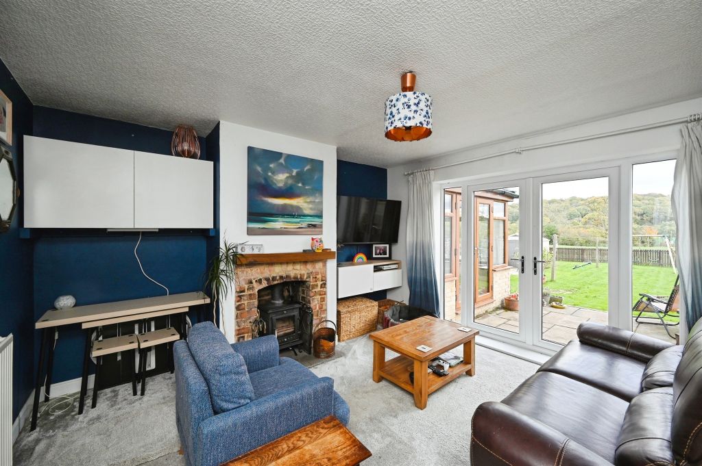 Property photo 3 of 24