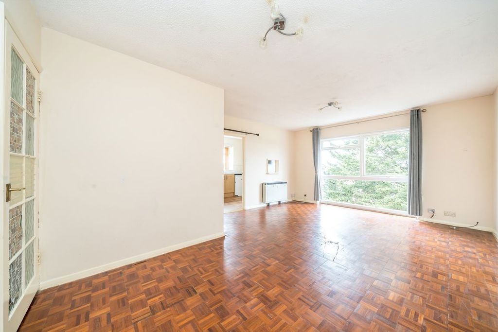 Property photo 3 of 7