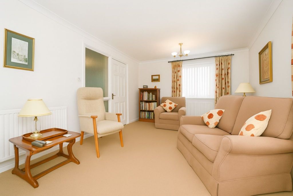 Property photo 2 of 16