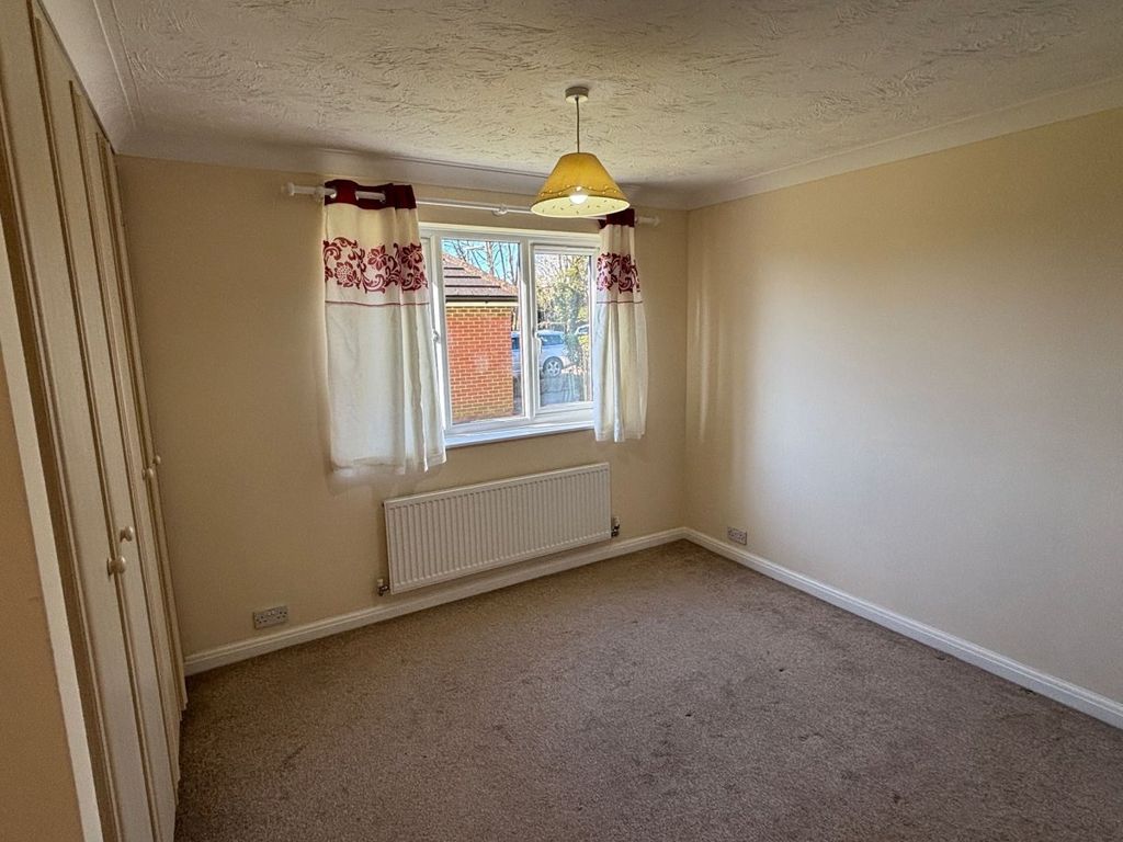 Property photo 3 of 5