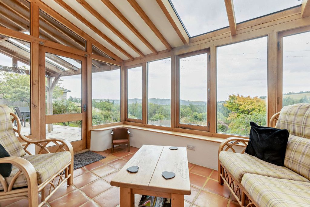 Property photo 3 of 24 Garden Room