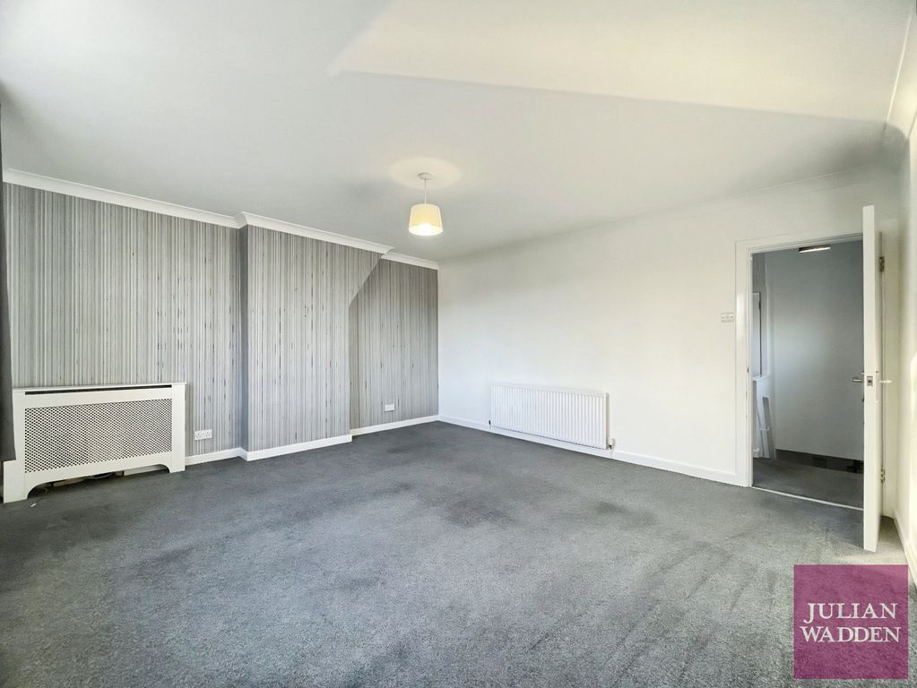 Property photo 2 of 12 Picture No. 22