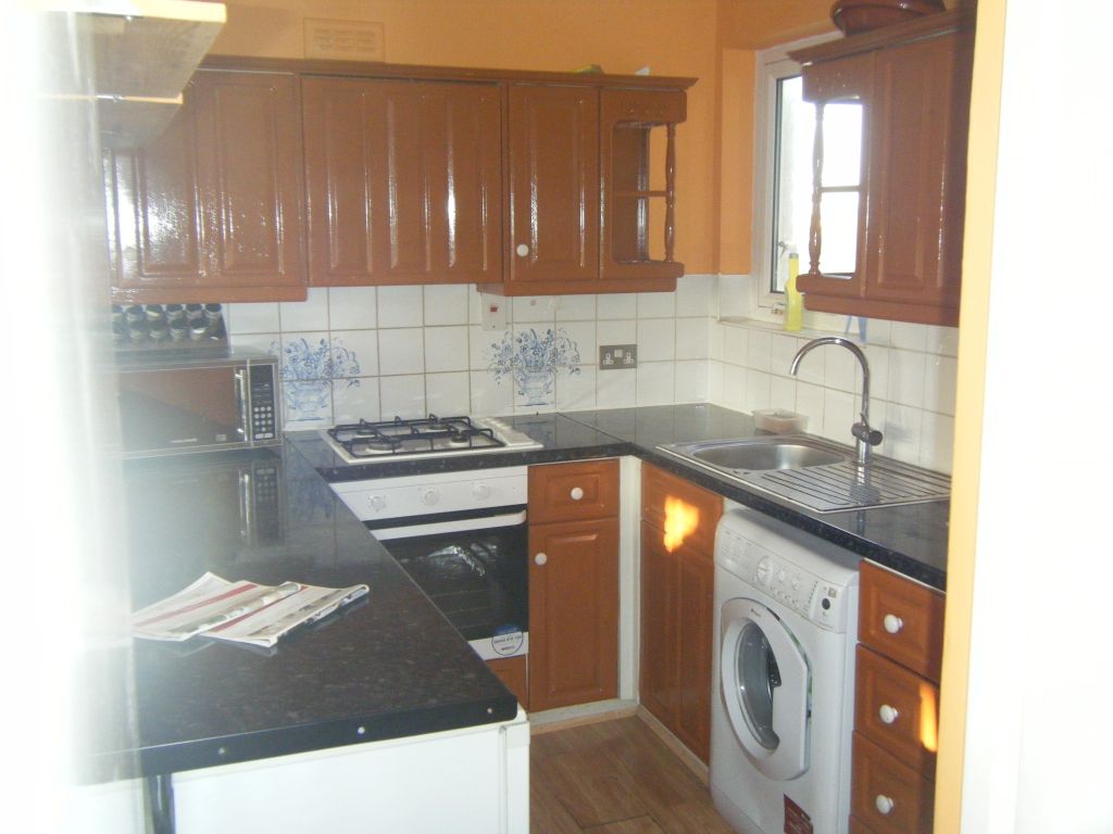 Property photo 3 of 7 Gallery