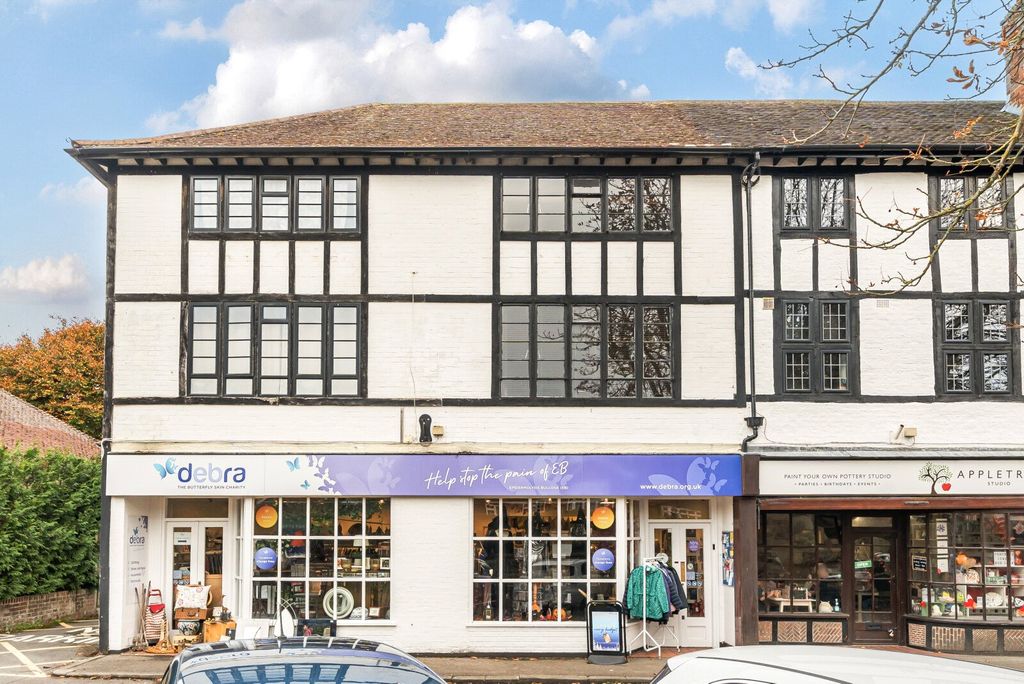 Property photo 1 of 9 Front Aspect