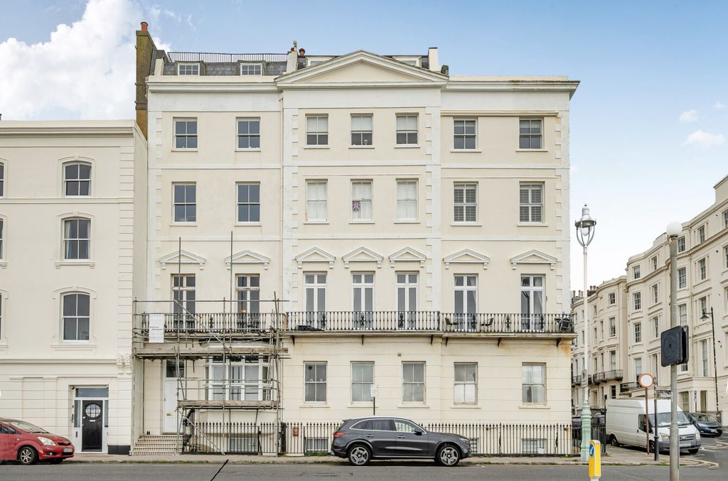 Property photo 1 of 11 1429141-11-69B2c3...