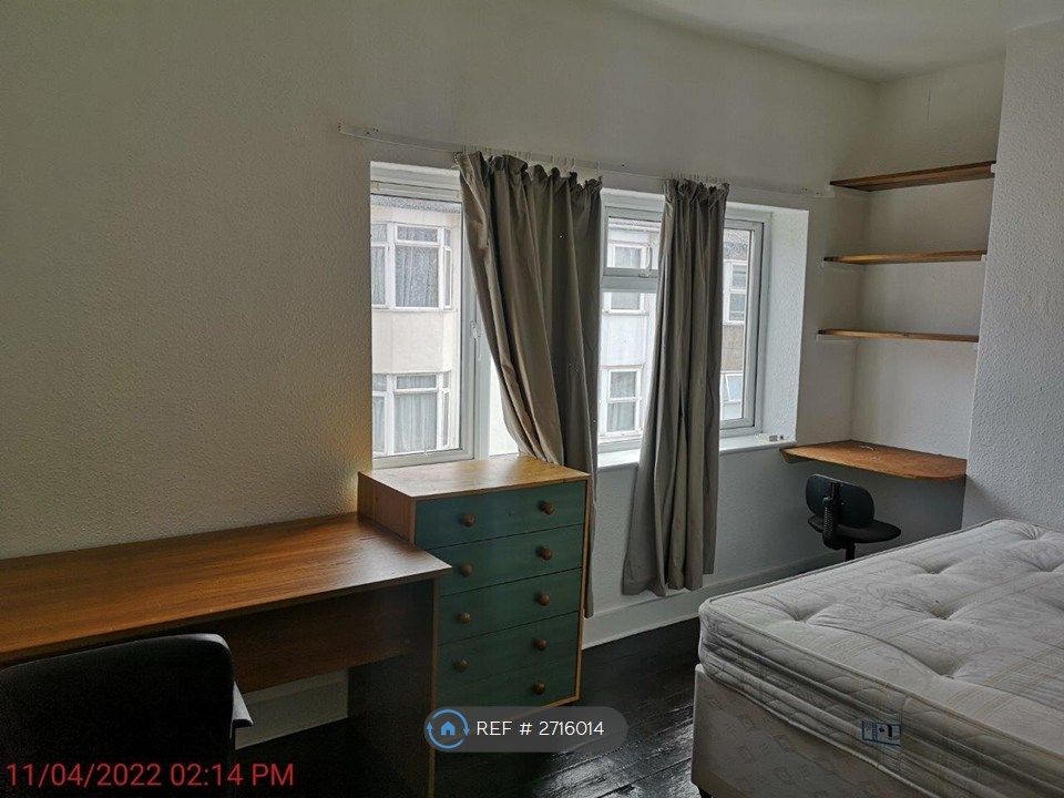 Property photo 3 of 12 Bedroom