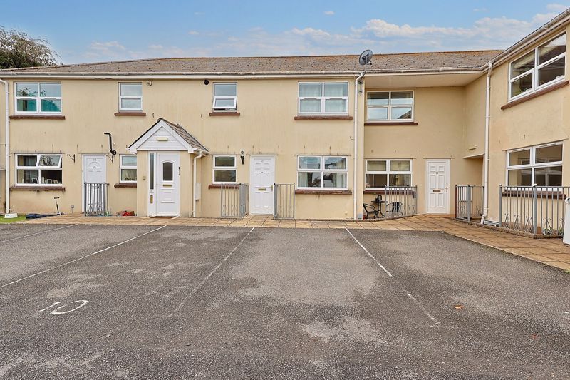 Property photo 1 of 9 Photo 10