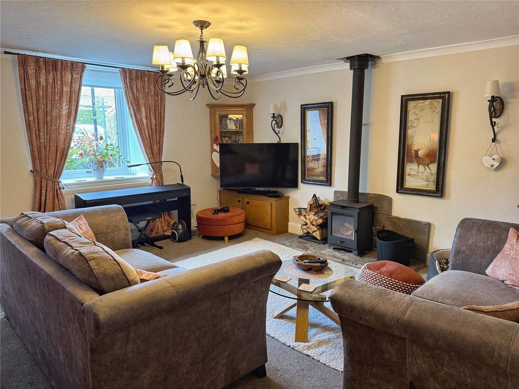 Property photo 3 of 26 Picture No. 38
