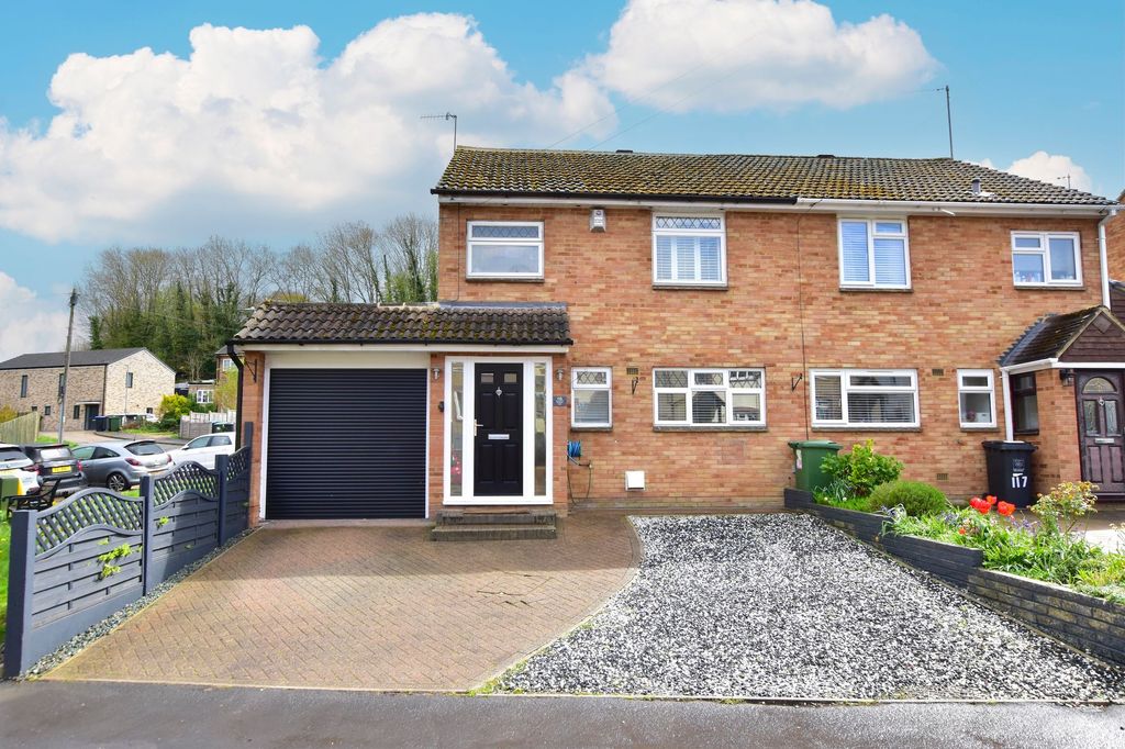 Property photo 1 of 26