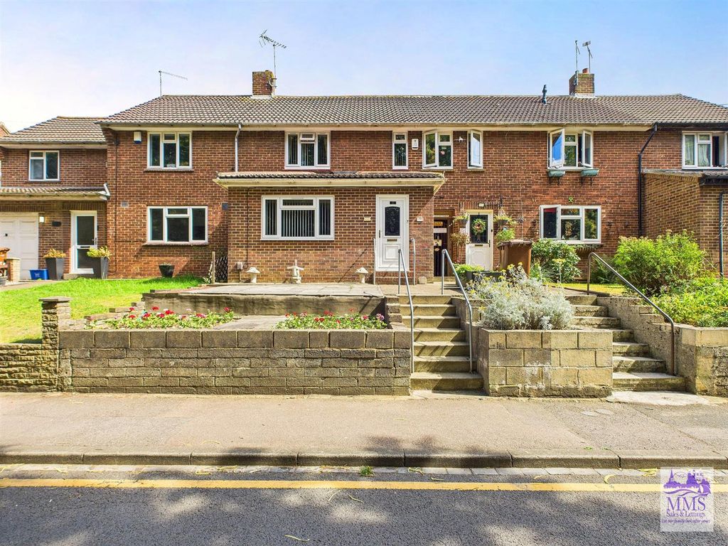 Property photo 2 of 26 Cam04098G0-Pr0064-Still032.Jpg