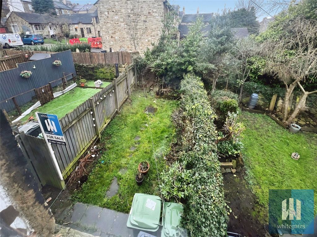 Property photo 2 of 12 Picture No. 17
