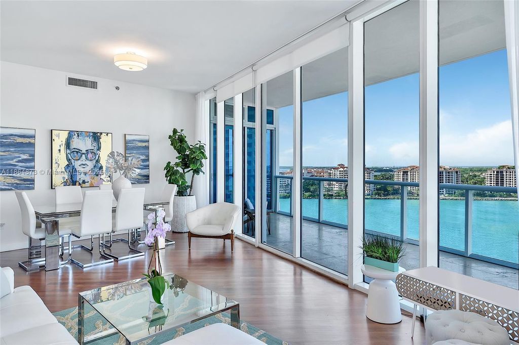 Property photo 3 of 11 <Alttext/>
