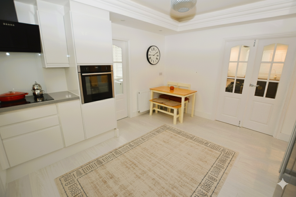 Property photo 3 of 43