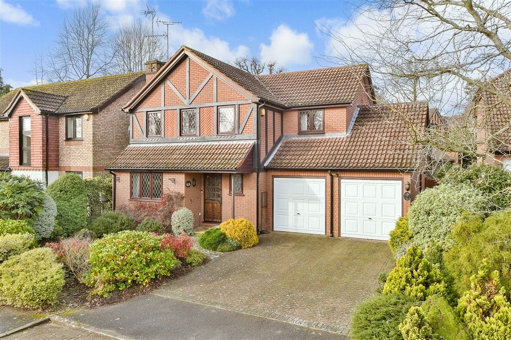 Property photo 1 of 17 External (Web)