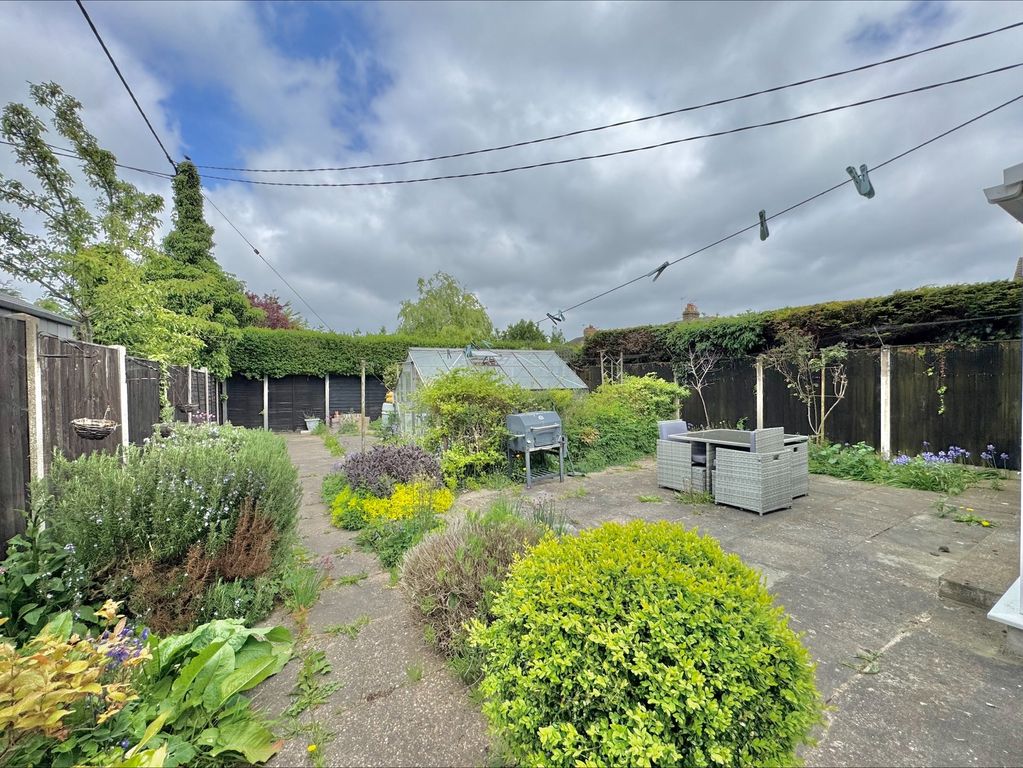 Property photo 2 of 12