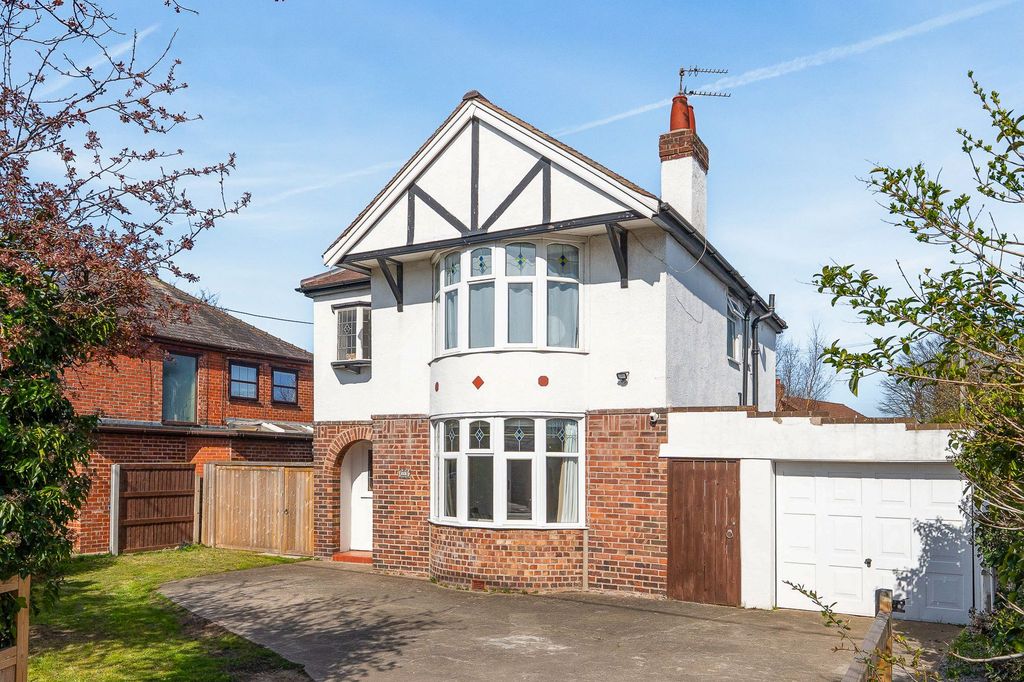 Property photo 1 of 10