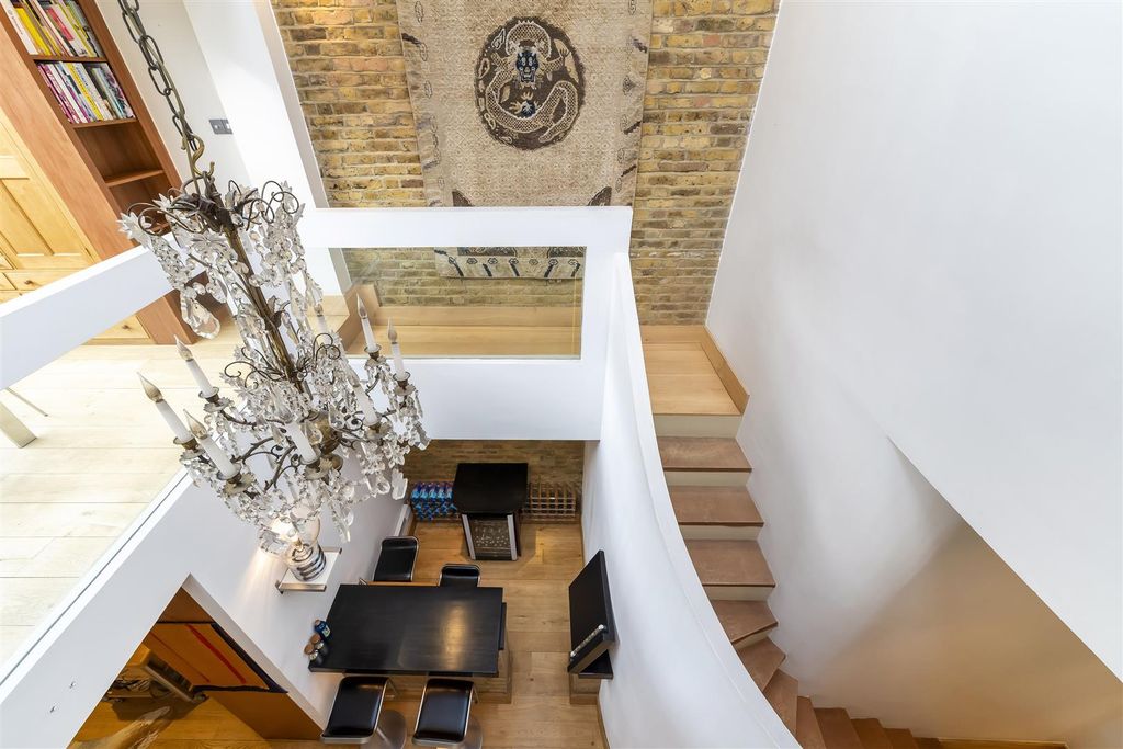 Property photo 2 of 30 Helliwell &amp; Co