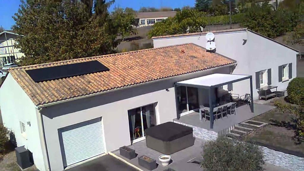 Property photo 1 of 17 Beautiful Contemporary With 4 Bedrooms And 2 Garages On A Wooded 3065 m2 Plot