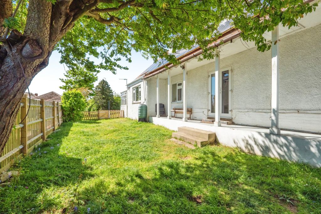 Property photo 2 of 16