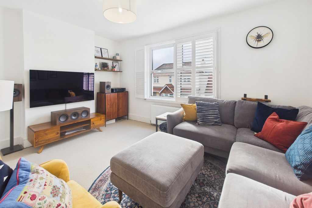 Property photo 2 of 16