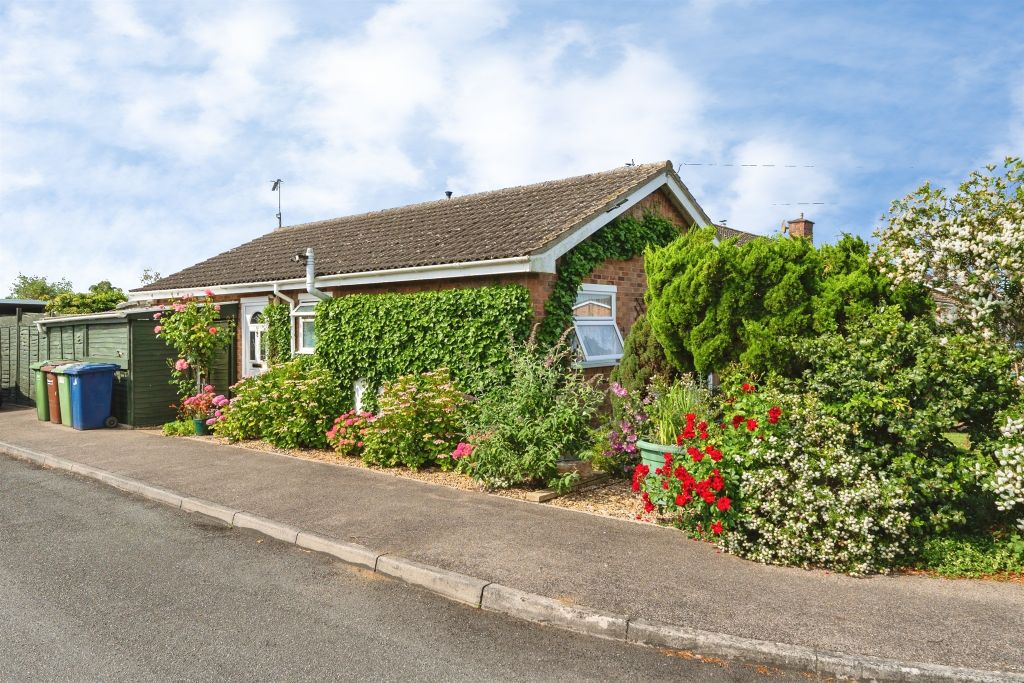 Property photo 1 of 16