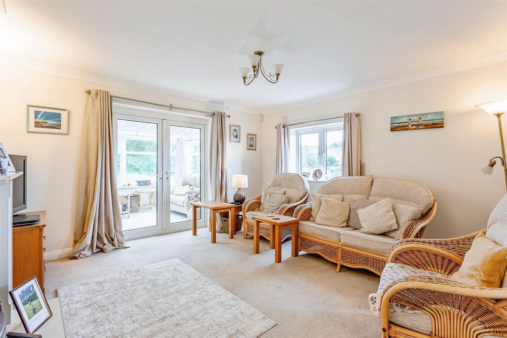 Property photo 2 of 16 Living Room (1).Jpg